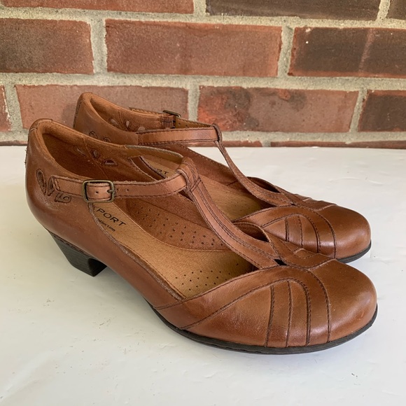 rockport closed toe sandals
